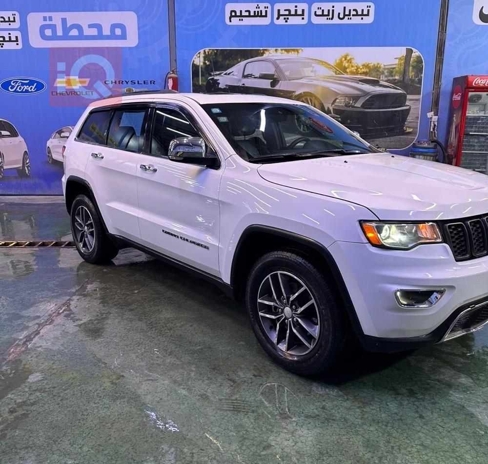 جيب جراند شيروكي